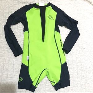 Long Sleeve Wetsuit Boys Black and Neon Yellow